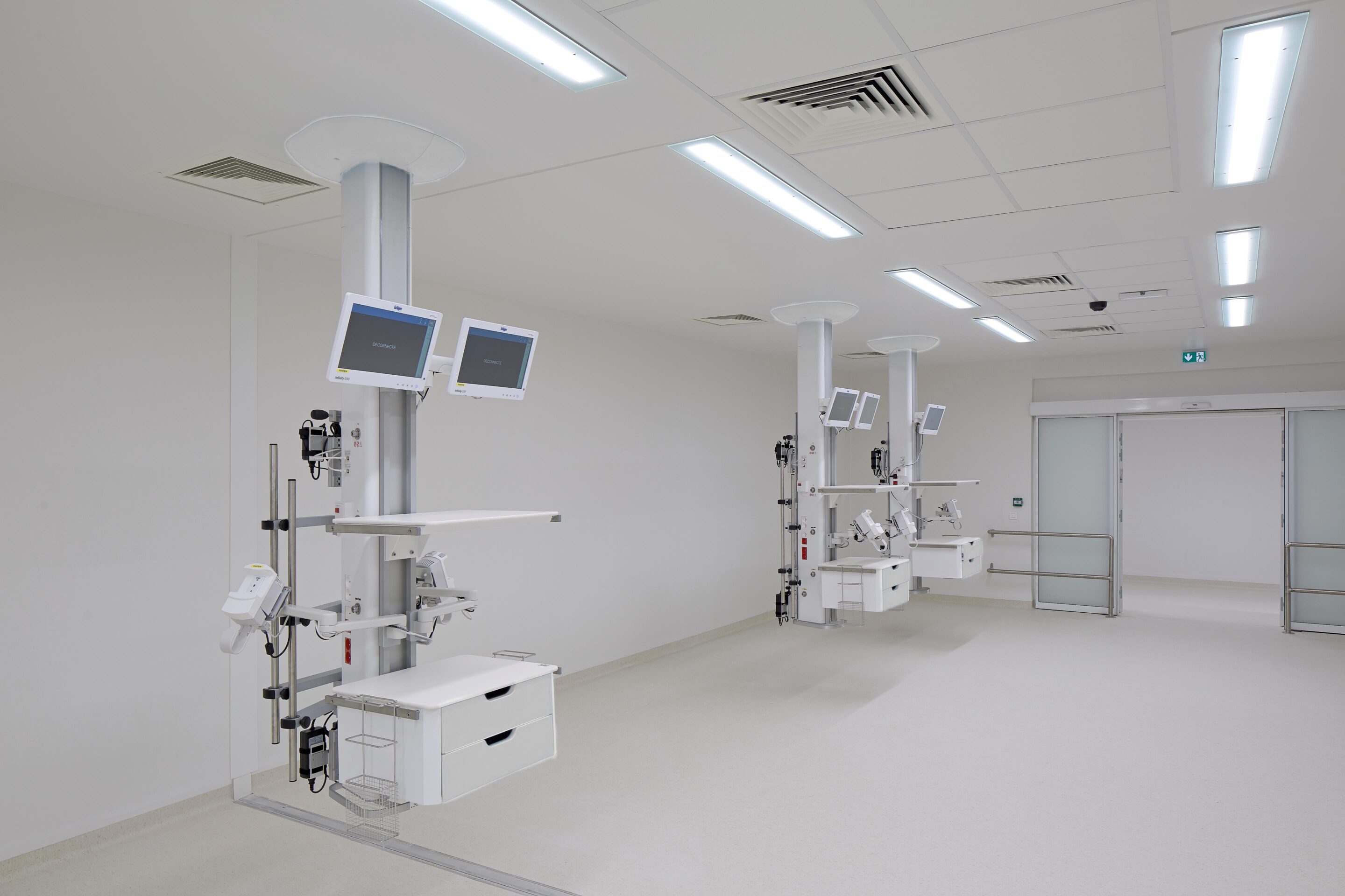 Trypode multicare salle de réanimation AIX en Provence